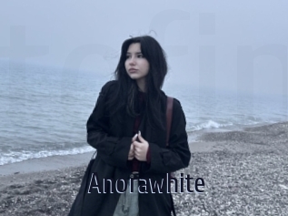 Anorawhite