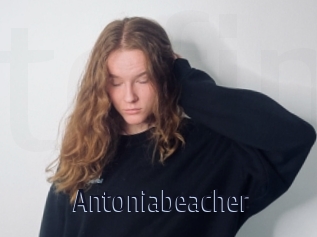 Antoniabeacher