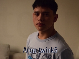 Aron_twink6