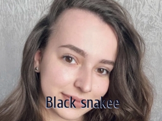 Black_snakee