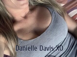 Danielle_Davis_XO