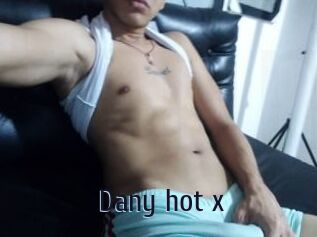 Dany_hot_x