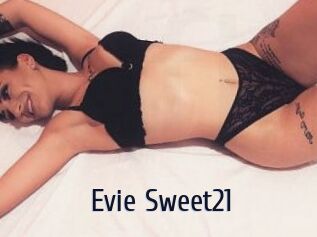 Evie_Sweet21