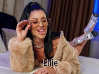 ellie Topp Finder