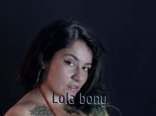 Lola_bony