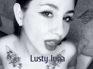 Lusty_luna