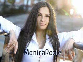 MonicaRoxie Topp Finder