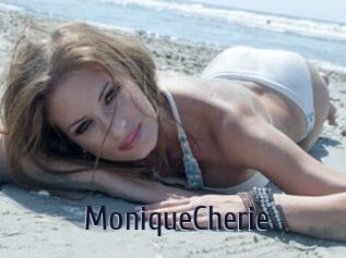 MoniqueCherie