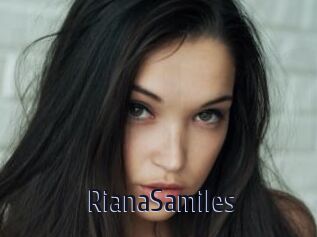 RianaSamiles