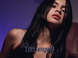 Tiiffanyy19