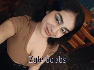 Zyle_boobs